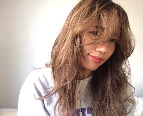 3つのポイントを抑えるだけ 5分で出来るふわふわ巻き髪の作り方 Shel Mag