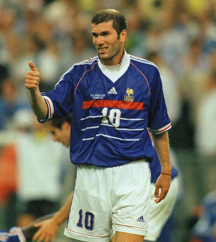 Queen人気再燃 あの 最強アンセム が聞こえてきそうなユニフォーム Qoly Line News