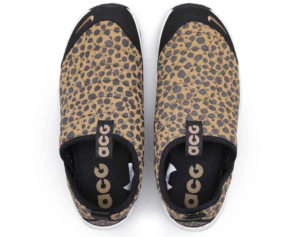 ナイキ Acg エアモック が アニマル柄に大胆チェンジ ワイルド スポーティな一足に Go Out Web Line News