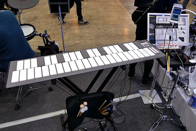 Behringer SWING MIDIキーボード ユーロラック モジュラー Behringer Swing – United States