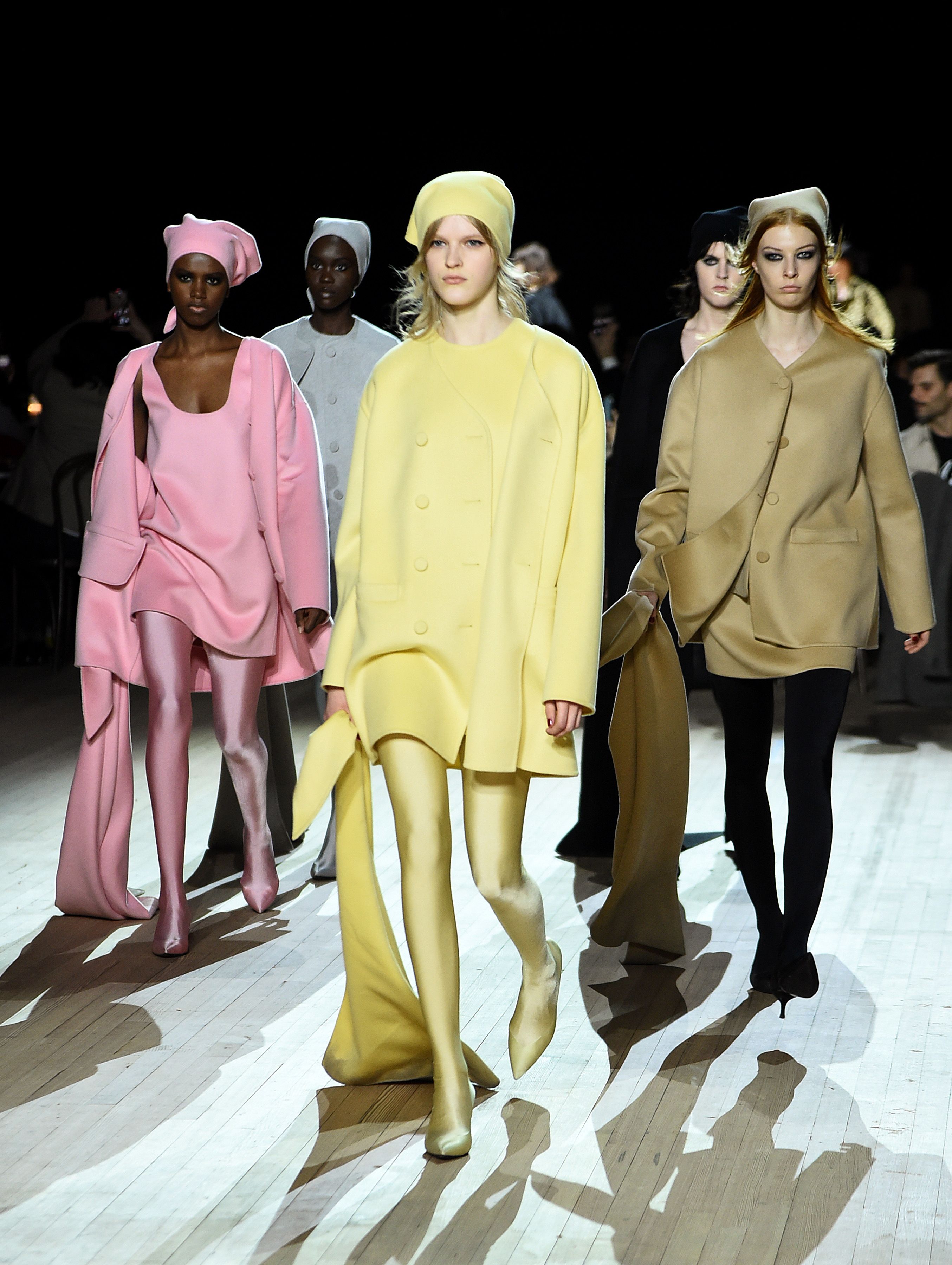 7月からのファッションウィークの変更点総まとめ Harper S Bazaar バザー Line News