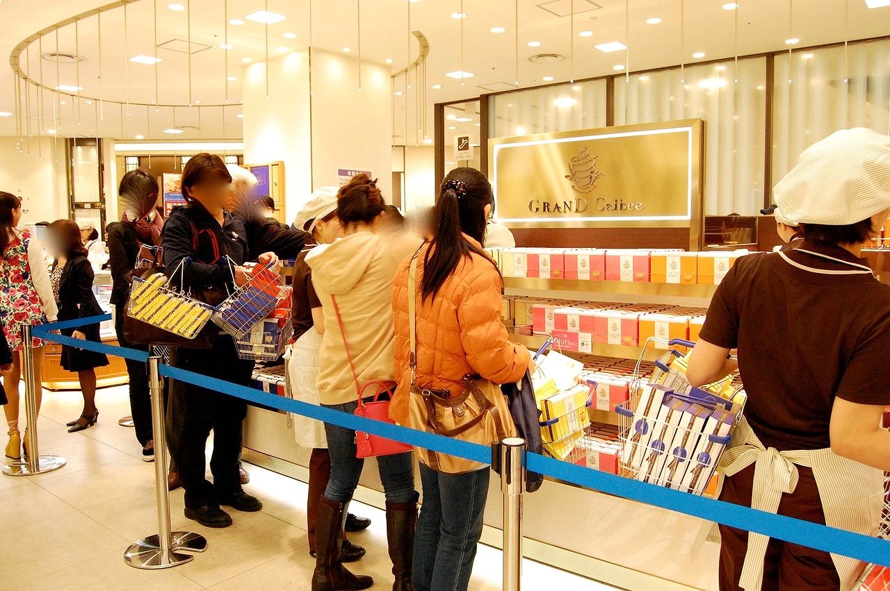 阪急 ハウスが開発したカレーパンが半年で25万個売れた訳