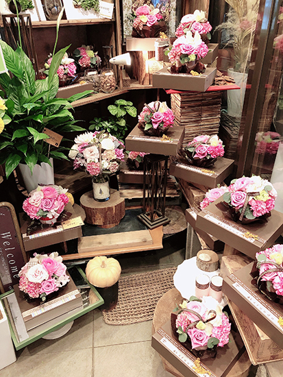 花のある暮らしが教えてくれること 読者モデルが愛用する大分県でオススメのフラワーショップ Domani Line News