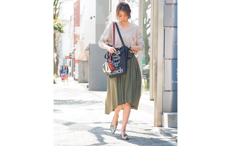 カーキスカートコーデ26選 30代40代レディースファッション Domani Line News