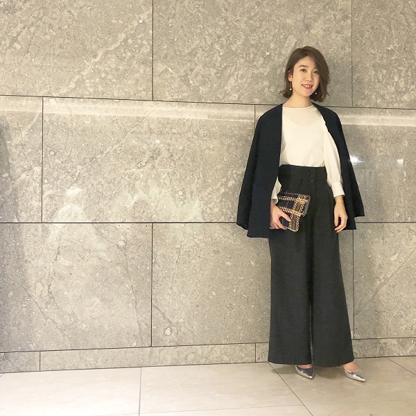 着やせコーデ10選 黒ワイドパンツやタイトスカート ワンピースなどを使った着やせコーデ