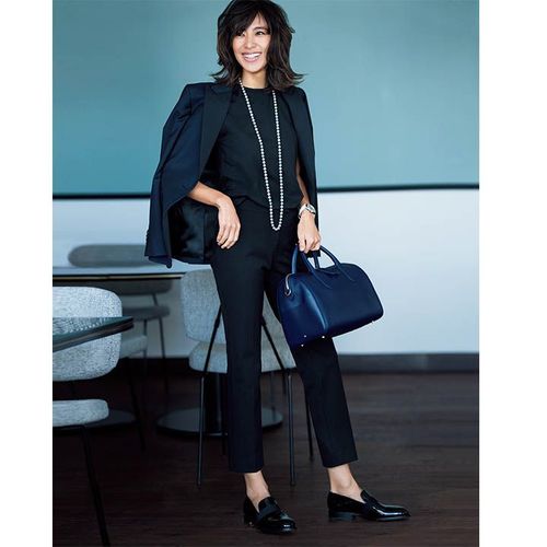 夏の紺ジャケット11選 レディース ビジネスの定番 紺ジャケットと黒パンツ 白パンツなどを合わせたコーデ集 Preciousnews Line News