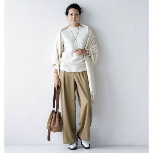 ブラウンバッグコーデ27選 レディース冬 ショルダーやトートバッグで作る大人のブラウンバッグコーデ集 Preciousnews Line News