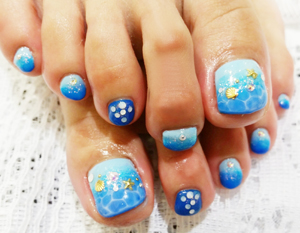 海や太陽をイメージさからシンプル 大人なデザインまで