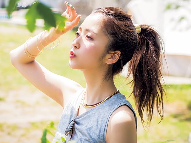 ポニーテールをおしゃれに作る コツ3つと16のやり方 美的news ポニーテールをおしゃれに作る コツ3つと16のやり方 美的news