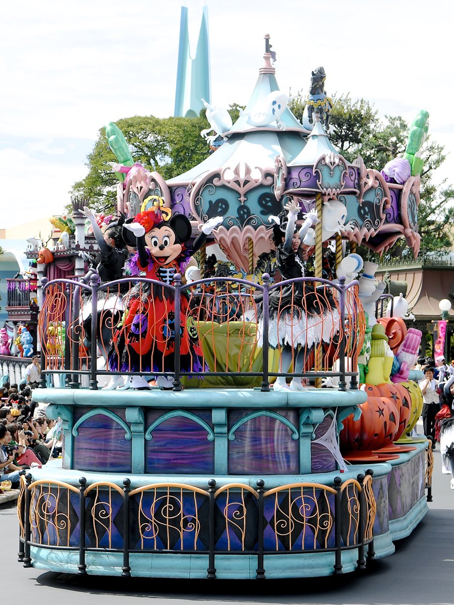スプーキー Boo パレード 東京ディズニーランド ディズニー ハロウィーン18 パレード Dtimes Line News