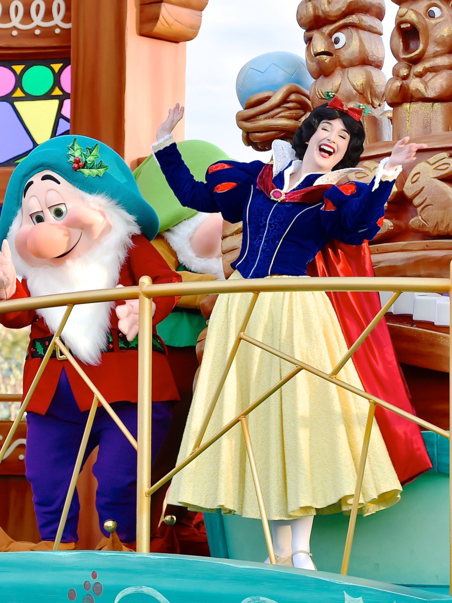 パレード ディズニー クリスマス ストーリーズ 徹底ガイド 東京ディズニーランド ディズニー クリスマス18 Dtimes Line News