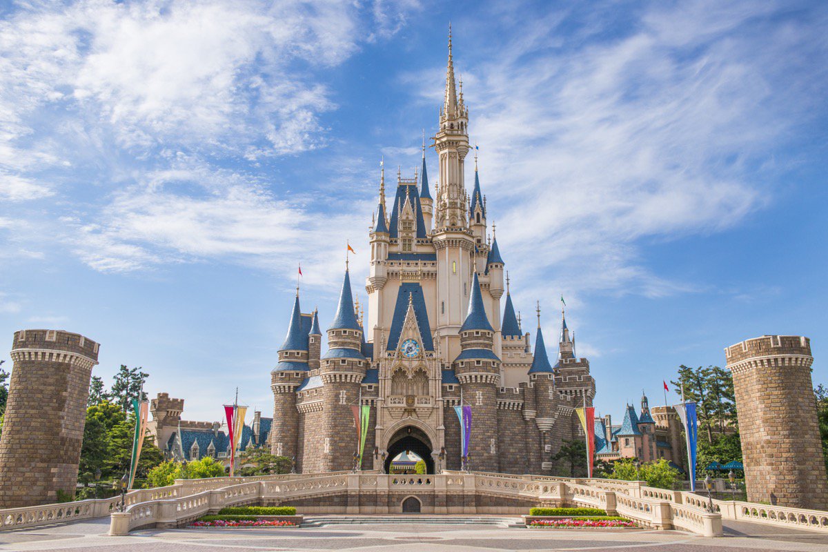 アトラクションや見どころを徹底ガイド 3世代で楽しむ 東京ディズニーランド Dtimes
