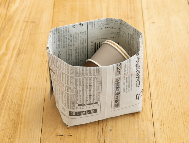 はさみものりも不要 そのまま捨てられる便利な 新聞紙で作るゴミ箱 毎日が発見 Line News