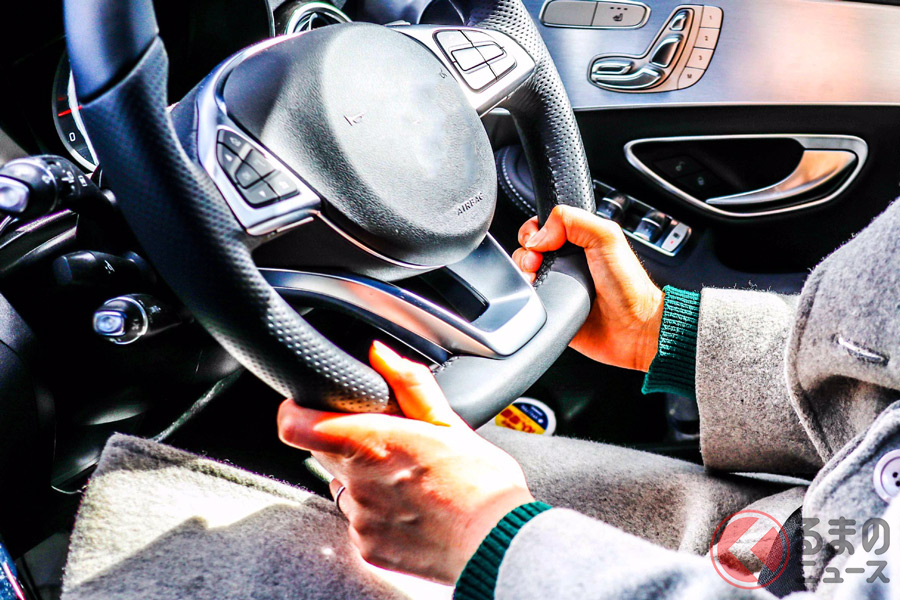 便座の9倍も汚い 車内で最も汚れているのはドコ 見える汚れより見えない菌に注意 くるまのニュース