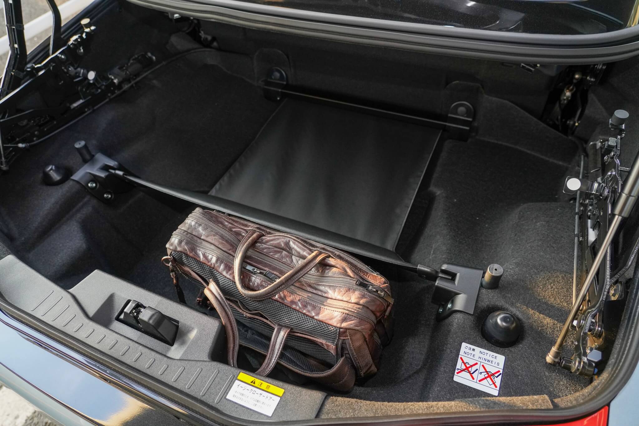 コペン Gr Sport 緊急試乗 Mtとcvt 乗り比べ 普通のコペンとの違いとは Moby モビー Line News コペン Gr Sport 緊急試乗 Mtとcvt 乗り比べ 普通のコペンとの違いとは Moby モビー Line News