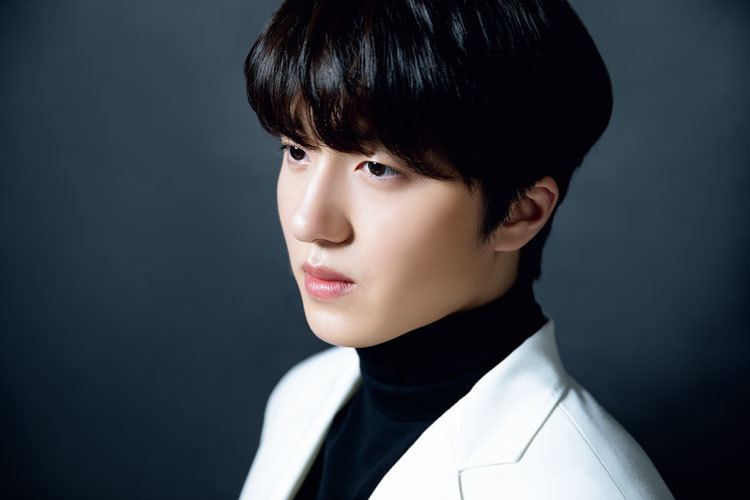 韓国アイドル】可愛い系ビジュアルと低音ラップのギャップがヤバイ♡「SF9・チャニ」に注目！（Ray web）