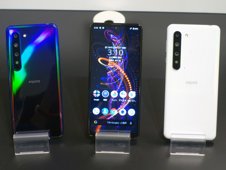 日本初の5G対応！美しいディスプレイに8K録画も可能なシャープ「AQUOS R5G」を動画で徹底チェック（＠DIME）