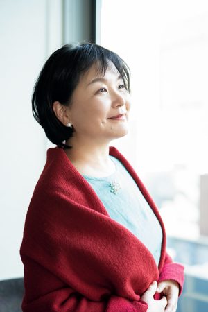 雲を紡ぐ 著者 伊吹有喜さんインタビュー 自分の居場所があれば 人は優しくなれます クロワッサン Online Line News 雲を紡ぐ 著者 伊吹有喜さんインタビュー 自分の居場所があれば 人は優しくなれます クロワッサン Online Line News
