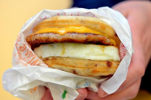 塩分no 1はあのハンバーガー マクドナルド のハンバーガーを調査 オリーブオイルをひとまわしニュース Line News