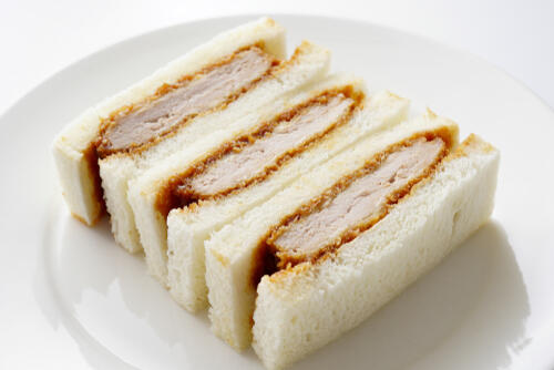 勝ちたいときに食よう カツサンド はカロリー調整可能なメニューだった オリーブオイルをひとまわしニュース Line News