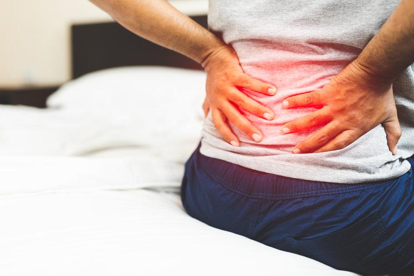腰痛に気を付けてスクワットすべし 正しいやり方で腰痛を予防しよう オリーブオイルをひとまわしニュース