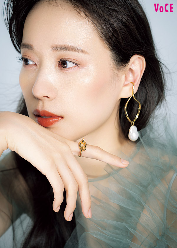 戸田恵梨香 愛は認め合うことから始まる Voce Line News