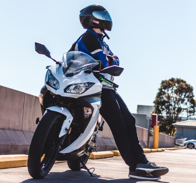 もう立ちゴケしない 大型アドベンチャーバイク取り回し４つのポイント Forride フォーライド Line News