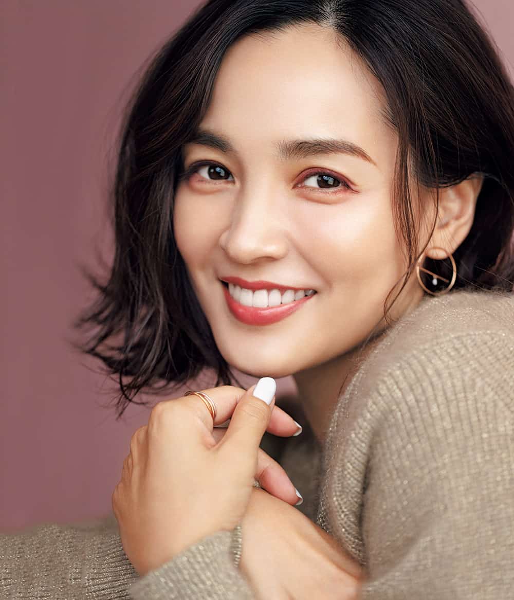 秋は 目元 から老けない顔を作る 国仲涼子さんと一緒に秋の美容トレンド網羅 Story Line News