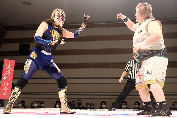 ワールド女子プロレス ディアナ 横浜大会にタイガー クイーン参戦 新技炸裂でレジェンド女子プロレスラー伊藤薫に激勝 Spice