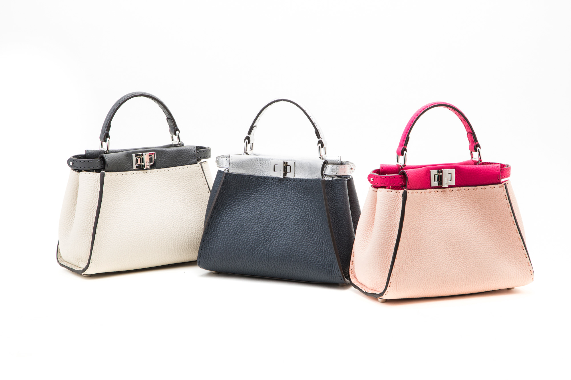 フェンディ 銀座店のオープン1周年を記念した限定 セレリア ピーカブー 発売 Fashionsnap Com Line News