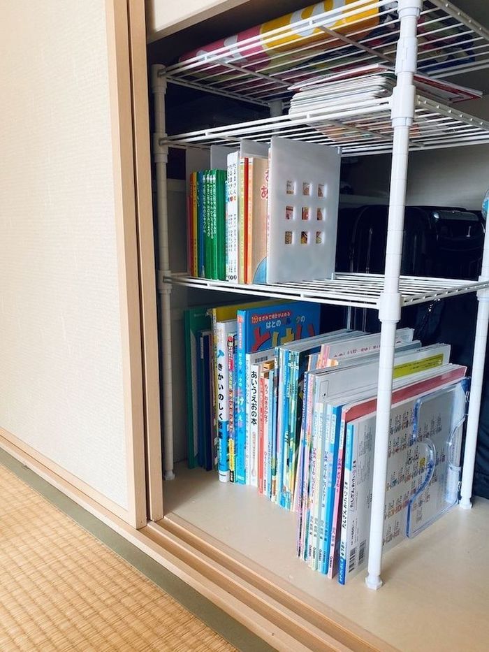 100均も大活躍 本をすっきり収納できるアイデア5選 暮らしニスタ 100均も大活躍 本をすっきり収納できるアイデア5選 暮らしニスタ