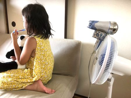 簡単手作り ハンズフリー ドライヤーホルダー 暮らしニスタ Line News 簡単手作り ハンズフリー ドライヤーホルダー 暮らしニスタ Line News