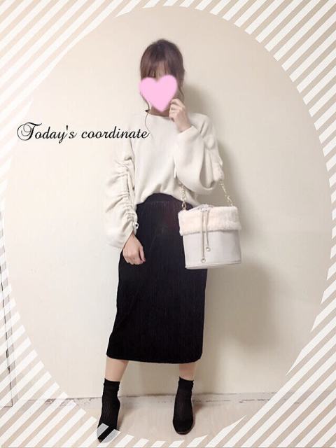 白ニットがあれば着回し上手になれる！かんたん冬コーデ