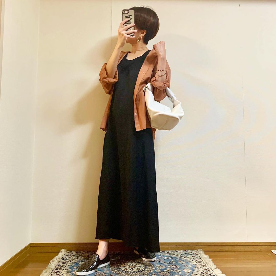 大人女性の魅力 大爆発 ユニクロ の キャミワンピ が天才級だって噂 コーデスナップニュース Line News 大人女性の魅力 大爆発 ユニクロ の キャミワンピ が天才級だって噂 コーデスナップニュース Line News