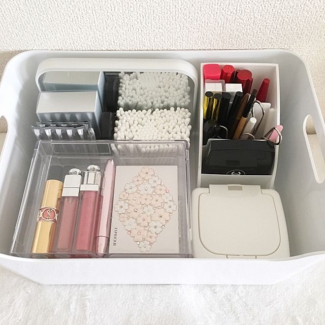 整えれば心にゆとりが生まれる ドレッサーまわりの整理術