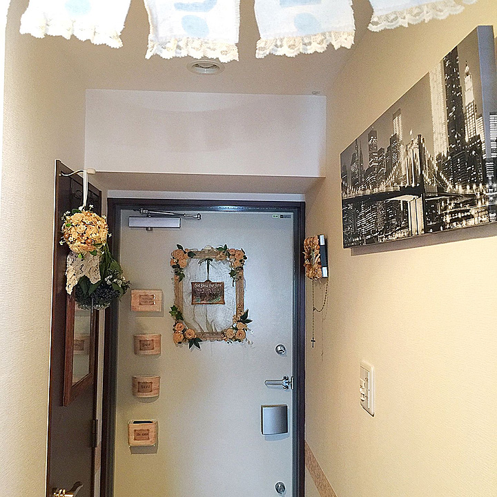 貼るだけ楽々アレンジ マグネットポケットの玄関小物収納