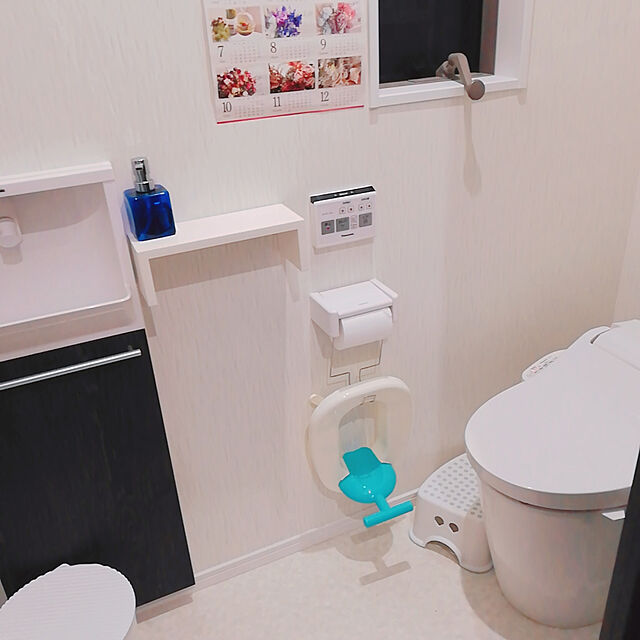 セリアで使いやすく便利に トイレの収納活用アイディア Roomclip Mag Line News