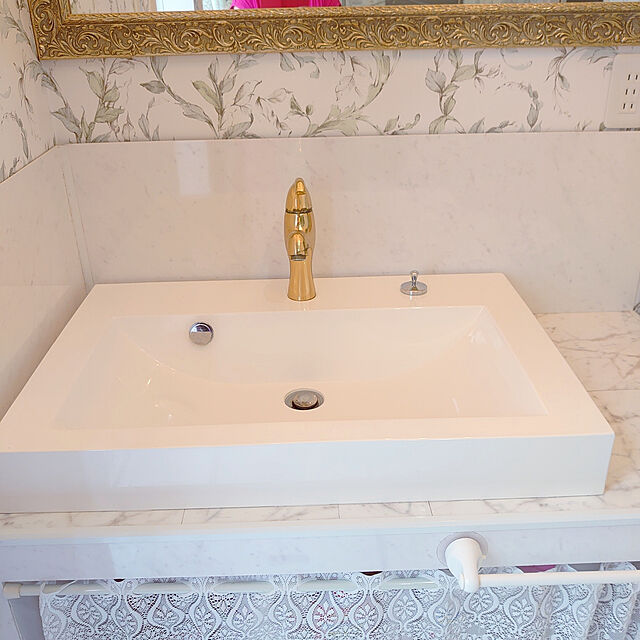 洗面所の水はね、なんとかしたい！水はね防止アイデアと掃除を楽にする工夫（RoomClip mag）