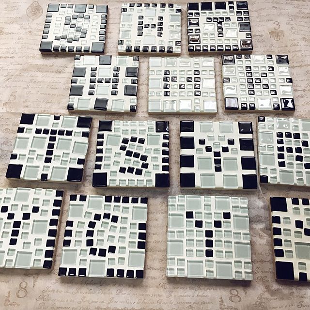 アレンジ自由自在 ハンドメイドのガラスタイルコースター Roomclip Mag Line News