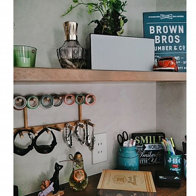 ウッドの魅力 ダイソーのマグカップホルダー お皿立て Roomclip Mag Line News