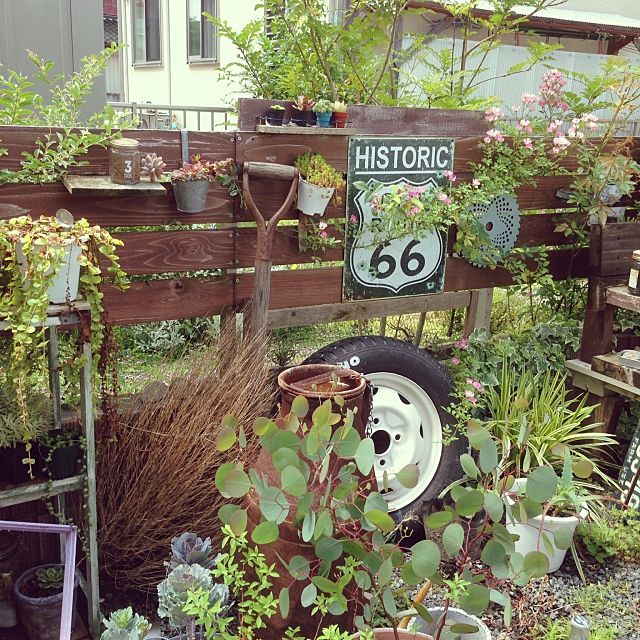 男前全開 憧れのガレージ ガレージ風インテリア Roomclip Mag Line News