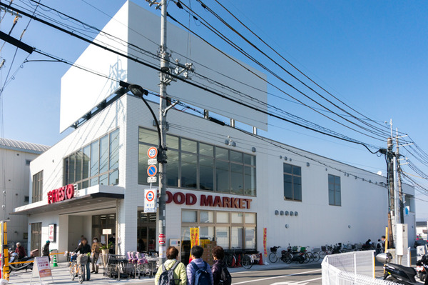 長尾駅前につくってたスーパー フレスコ がオープン 長尾駅前につくってたスーパー フレスコ がオープン