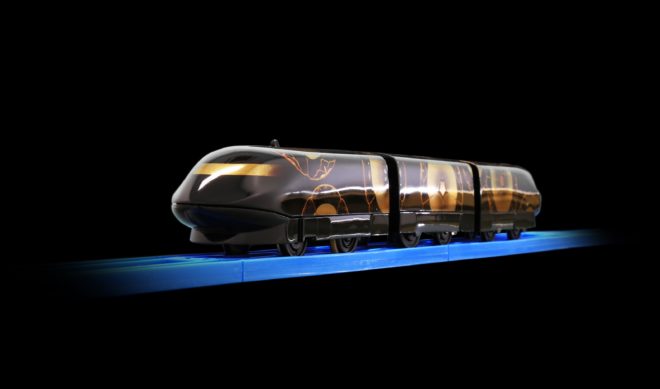 鉄道玩具プラレールに 漆塗り の車両が登場