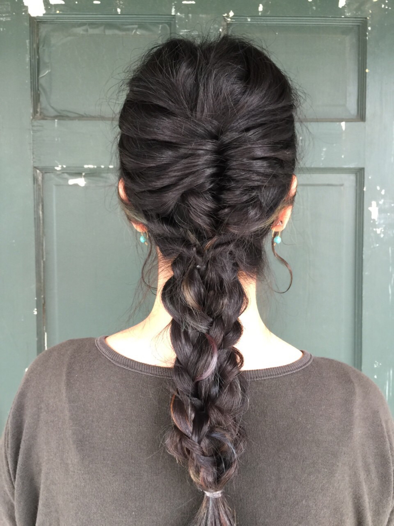 ソバージュヘア再ブーム到来 今っぽレトロにイメチェン