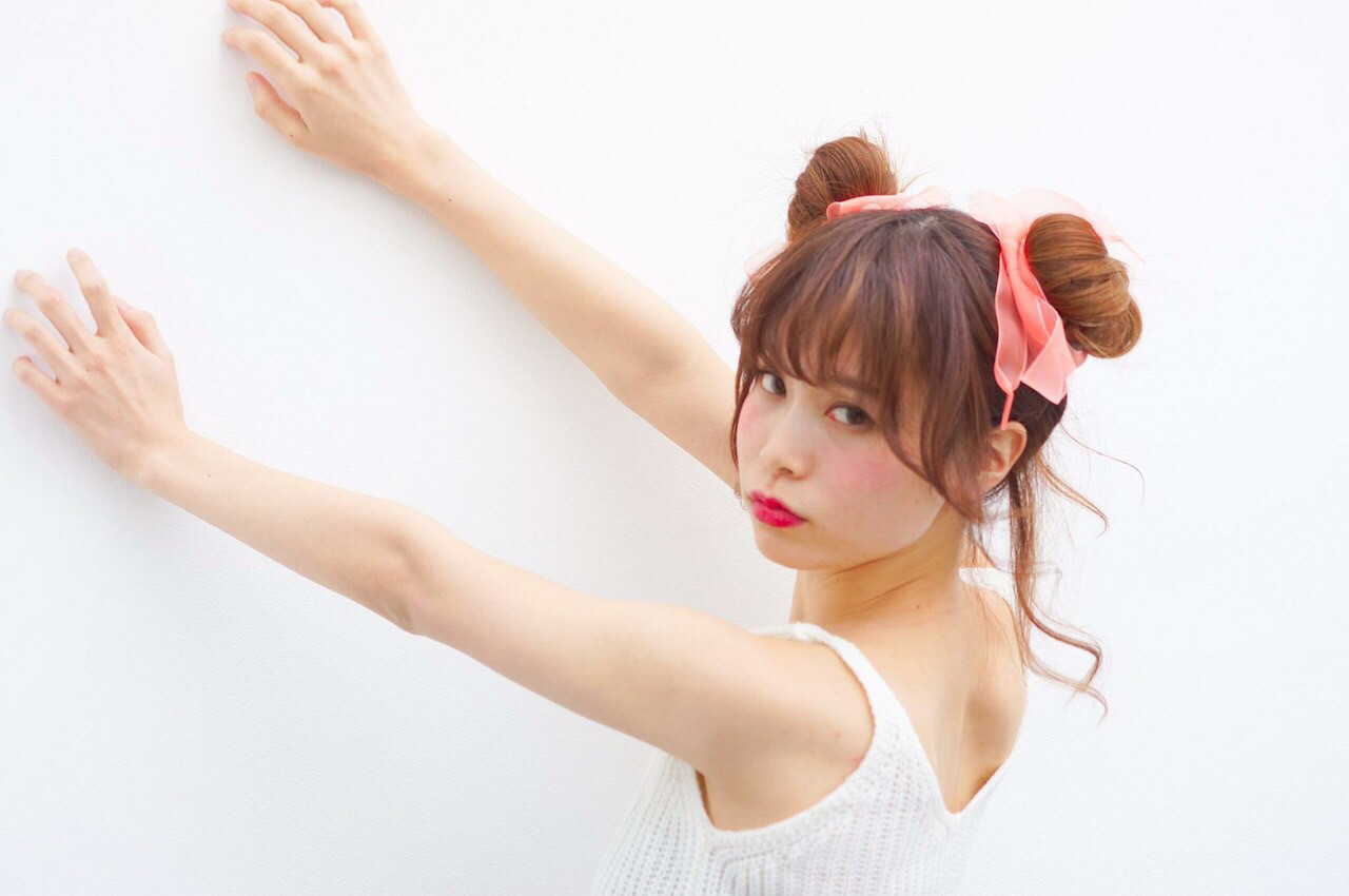 旬顔になれるお団子ヘアのやり方をレングス別に
