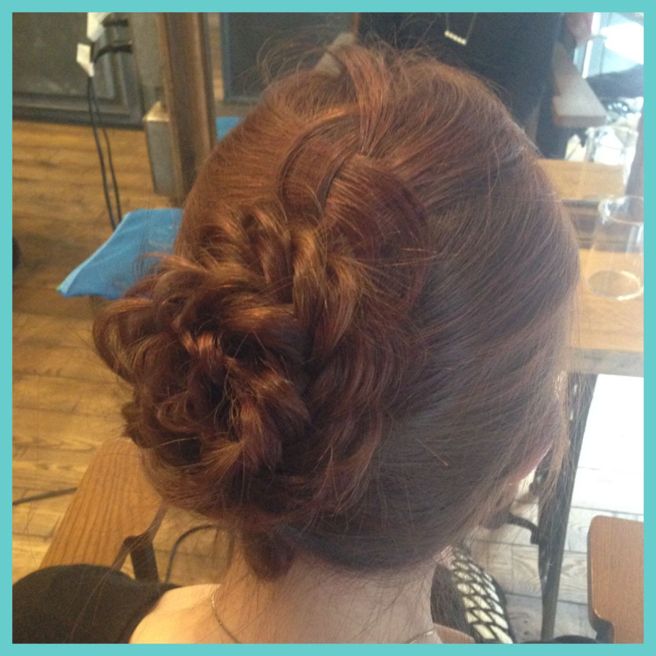 お花 ヘアアレンジでphotogenicなスタイルになろう お花 ヘアアレンジでphotogenicなスタイルになろう