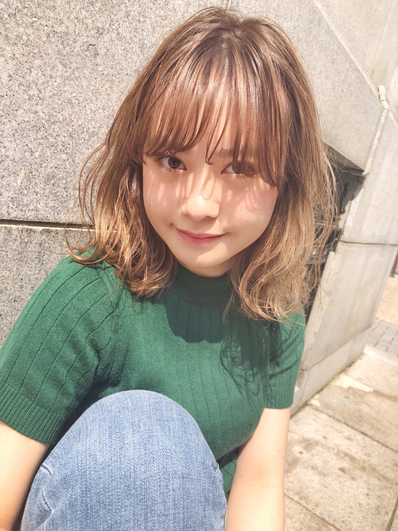 帽子ヘアアレンジで夏の暑さを和らげる髪型を楽しもう