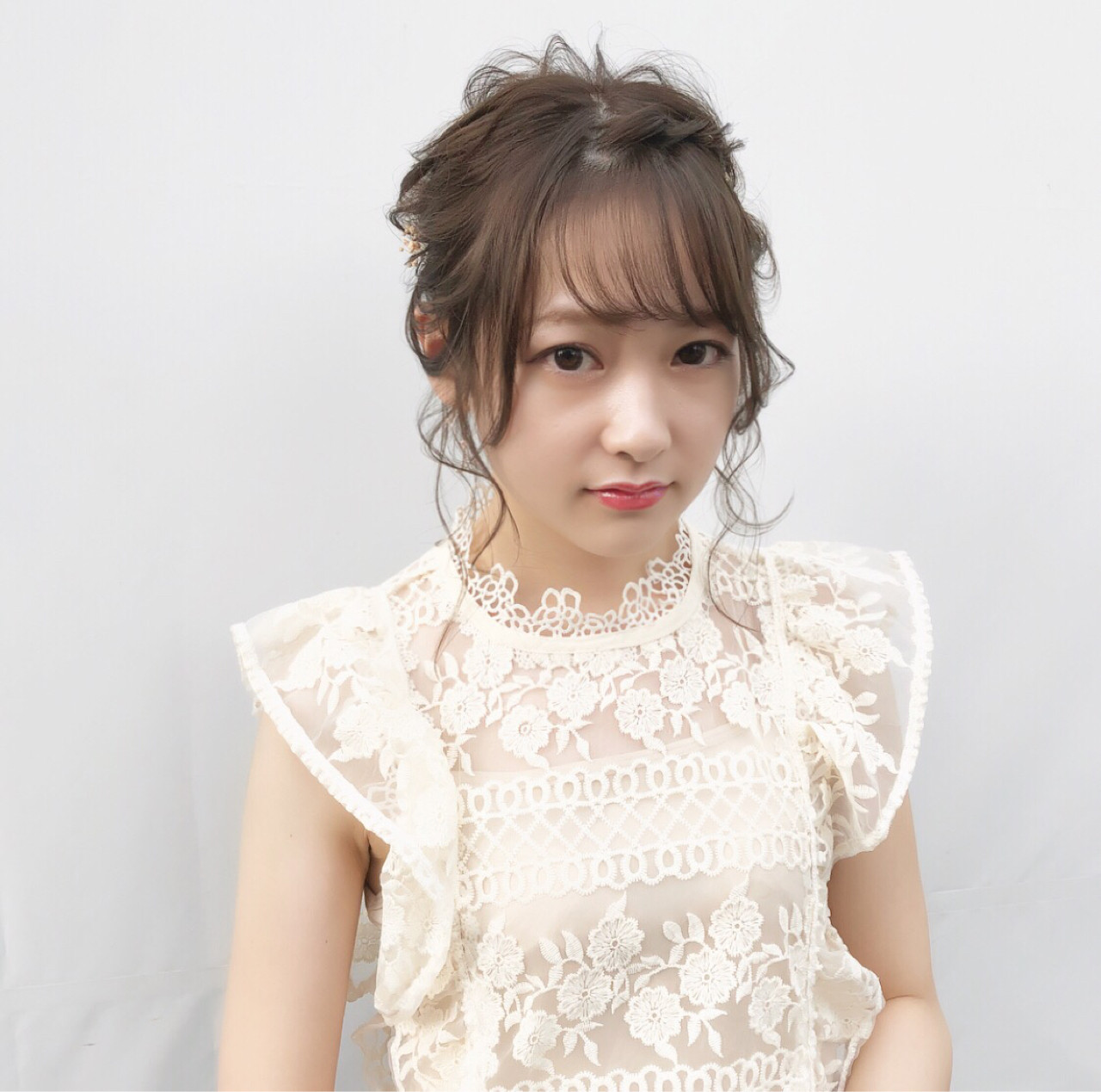 似合わないなんて言わせない アップヘアアレンジで垢抜け 旬顔に 後編 Hair