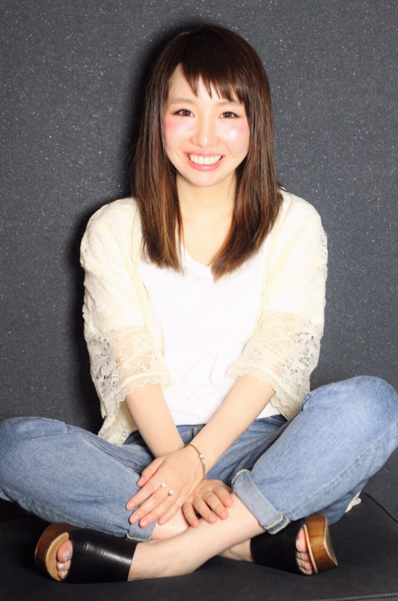 巻いた前髪はもう古い 人気急上昇のストレートバング 巻いた前髪はもう古い 人気急上昇のストレートバング