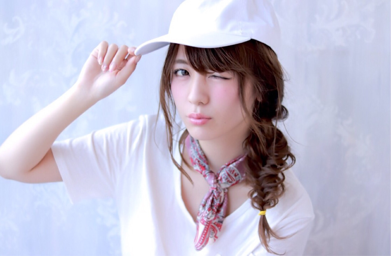 アツい 夏フェスにピッタリの特別な日専用ヘアスタイル